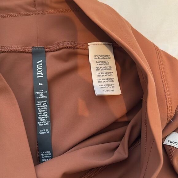 NWOT Vuori 7/8ths Daily Legging, Size XL, Light Penny - Picture 7 of 11